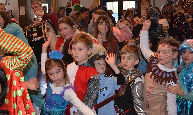 Bild 32: Die Bilder vom Kinderball in der Markdorfer Stadthalle