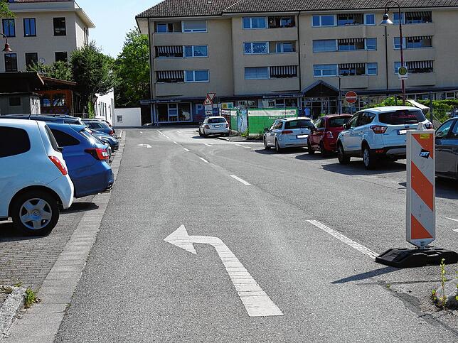 Nichts wird‘s aus dem öffentlichen Platz: Der gesperrte Sulzerring sollte eigentlich in einen Ort der Begegnung umgewandelt ...