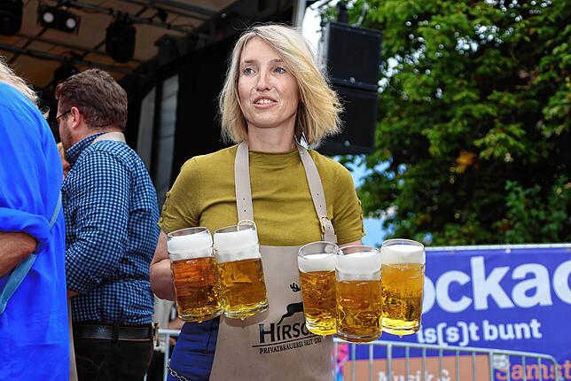 Bild 30: Bilder von der Festeröffnung des Schweizer Feiertags in Stockach