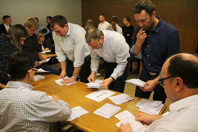 Bild 15: Bilder von der Wahl des Bürgermeisters in Eggingen