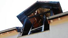 Derzeit nicht mehr bewohnbar ist dieses Haus an der Bräunlinger Lützelbergstraße nach einem Brand am Freitag, 26. Juli.