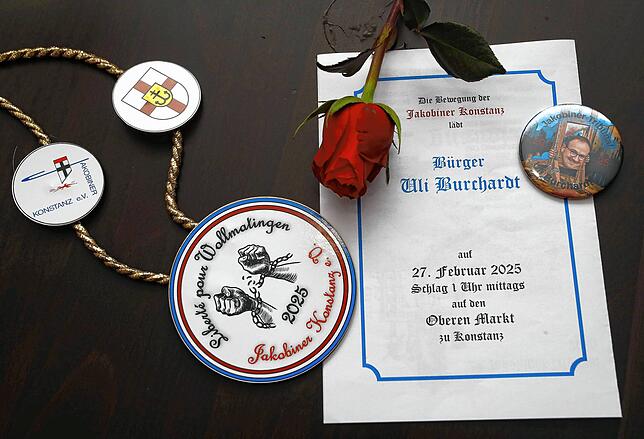 Bild 1: Konstanzer Fasnacht 2025: Jakobiner zerren OB Burchardt zur Guillotine