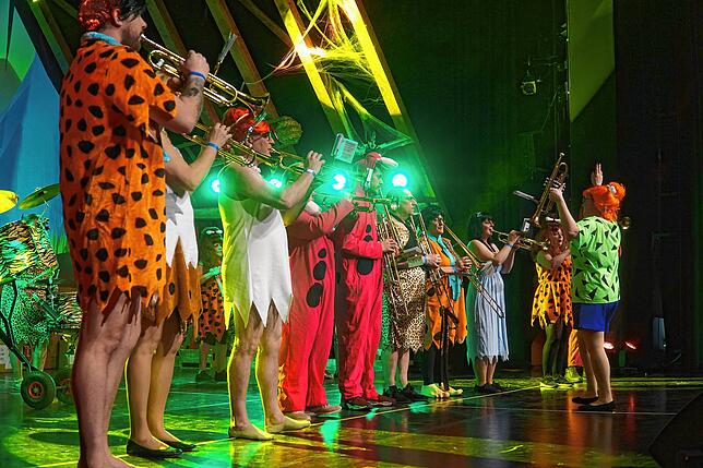 Musik und beste Laune: Die Musiker der Glonki-Gilde verstehen es, mit fetzigen Tönen für Stimmung zu sorgen.