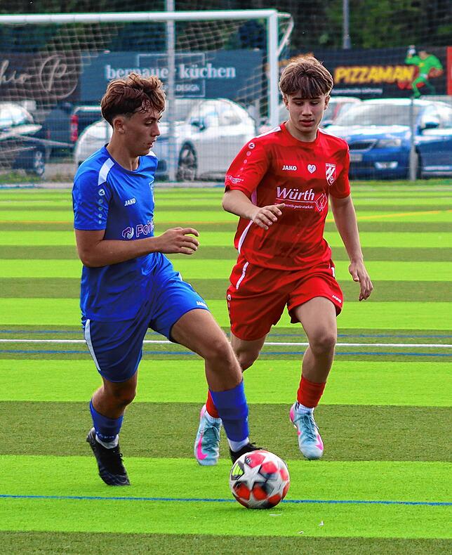 Bild 25: A-Junioren der SG Wutachtal gewinnen 8:1 beim FC Erzingen – und wir haben Fotos!