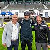 Geisterspiel mit freundlichen Gesten: Die 08-Vorstände Armin Distel (links) und Andreas Flöß (rechts) mit Liverpool-Trainer Jürgen Klopp.
