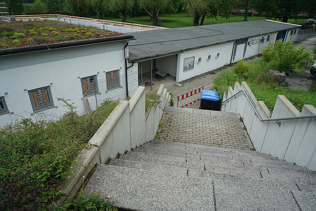 Bild 7: Wir nehmen Sie mit auf einen Rundgang durch die Baustelle des Tiengener Freibads