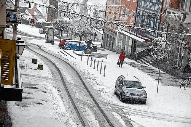 Bild 4: Schnee wohin das Auge reicht! So sieht es gerade im Raum Stockach aus