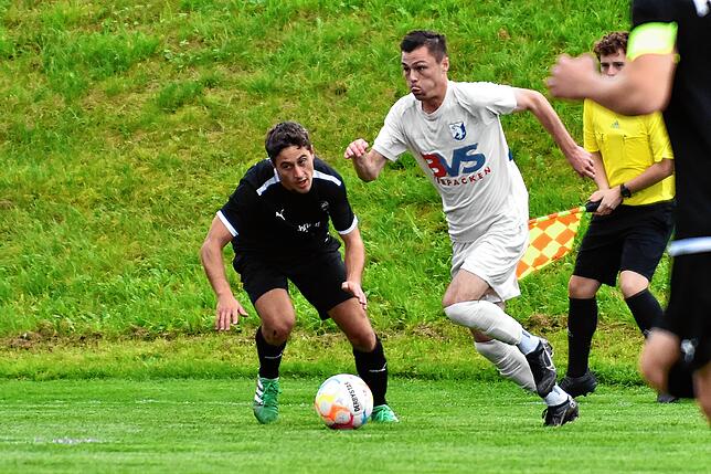 Bild 30: FC Erzingen gewinnt gegen den FC Zell mit 5:2 &ndash; und wir haben Bilder!