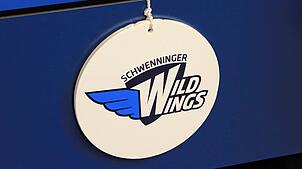 Die Mannschaft der Schwenninger Wild Wings geht am Freitag, 13. September, wieder in der Deutschen Eishockey-Liga wieder auf Punktejagd.