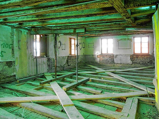 Viel gab es zu tun im Innenbereich des ehemaligen Klosters.