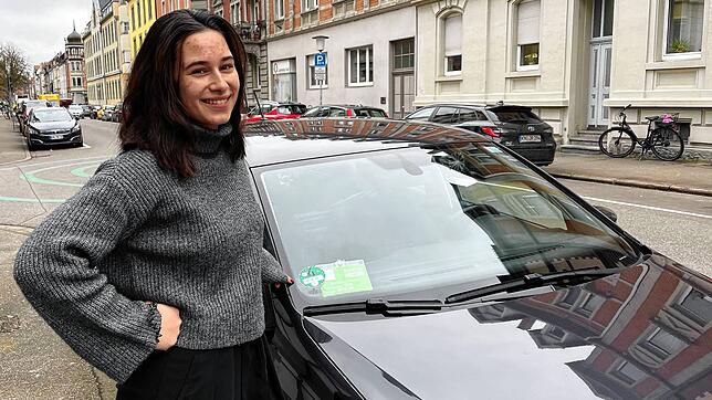 Felicia Meyer wohnt in der Brauneggerstraße in Konstanz. Sie muss oft viel Zeit investieren, um im Paradies einen Parkplatz zu finden.