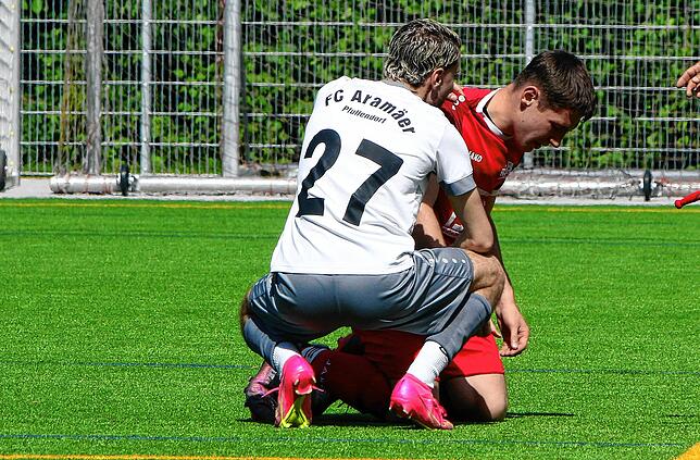 Bild 11: Linzgauer Titelparty! So bejubelt der FC Aramäer Pfullendorf die Meisterschaft