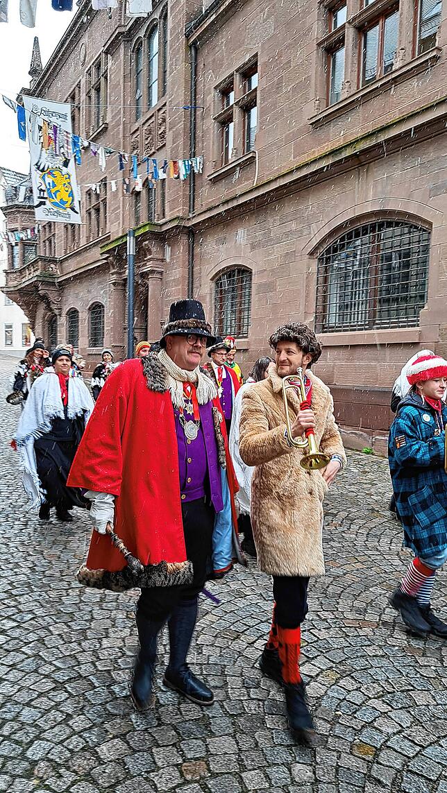 Bild 1: Meßkirch feiert Fasnet: Die besten Bilder vom Schmotzigen Dunnschdig