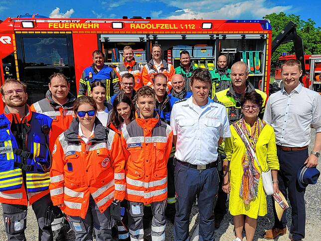 Bild 5: Alle Bilder von der Schauübung mit vielen Besuchern (Teil 2)
