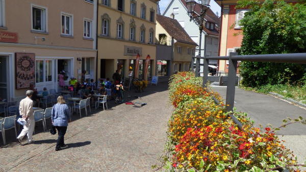 Mit der Rathausareal-Neuplanung soll die Innenstadt belebt werden. Doch was ist die Lösung? Supermarkt und Hotel als Optionen, die als ...