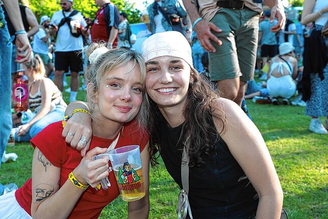 Bild 13: Im Stadion wird am zweiten Tag des Campus-Festivals nochmals aufgedreht