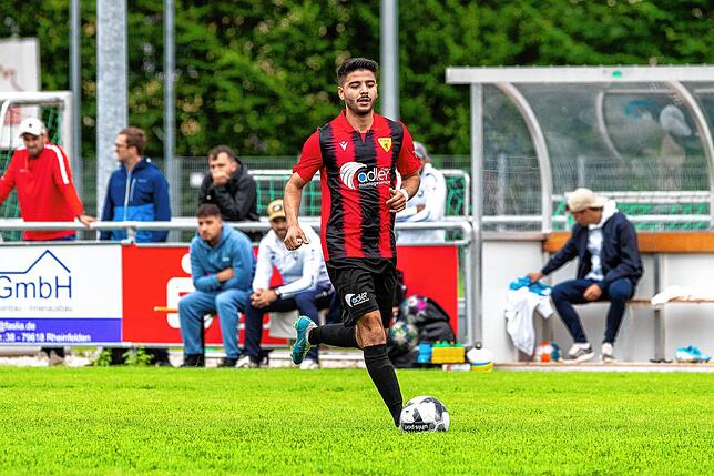 Bild 6: FSV Rheinfelden gewinnt Bezirksderby gegen den FC Erzingen mit 5:1 &ndash; und wir haben Bilder!