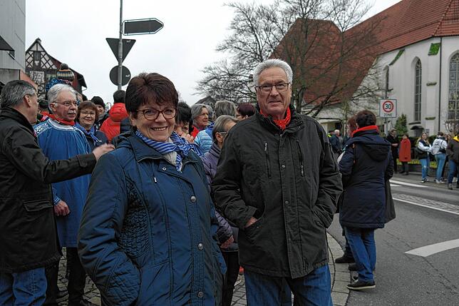 Bild 21: Bilder vom Einschnellen der Narrengesellschaft Hennenschlitter in Immenstaad