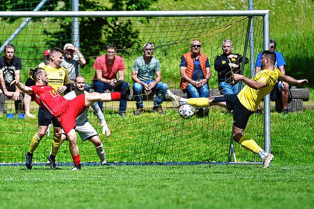 Bild 39: SV Eichsel siegt 5:4 gegen den FC Wallbach – und wir haben Bilder!