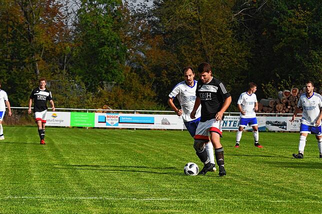 Bild 19: FC Dettighofen bleibt nach 0:2-Niederlage bei der SG Bettmaringen siegloses Schlusslicht der Liga &ndash; und wir haben Bilder!