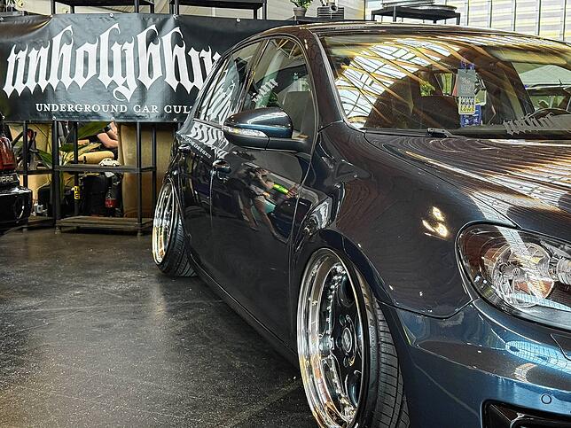 Bild 2: Die Tuning World Bodensee präsentiert sich bunt und lebhaft – exklusive Eindrücke!