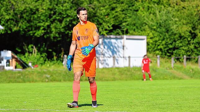 Wechsel vom 1. FC Rielasingen-Arlen zum Liga-Konkurrenten FC 08 Villingen: Torhüter Dennis Klose