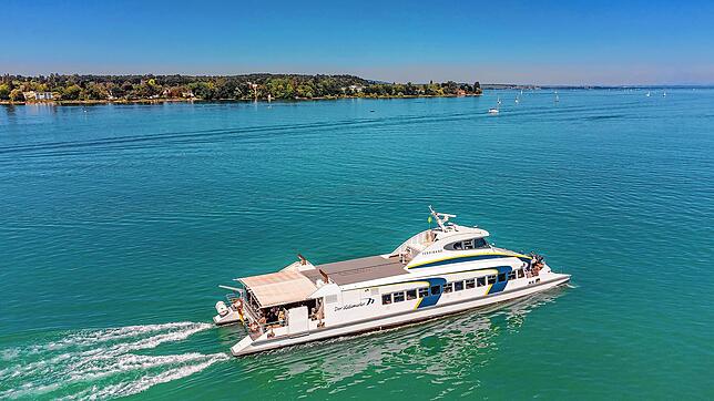 Bild : 90 Sekunden &ndash; Das macht Stefan als Kapitän des Bodensee-Katamaran