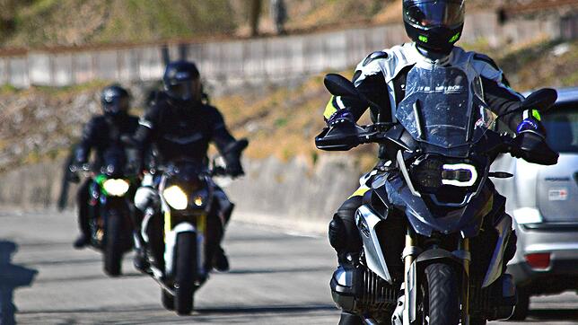 Ein Minderheit unter den Bikern schadet durch Raserei und Lärm dem Ansehen aller Motorradfahrer. Sollten alle Appelle nichts nützen, ...