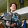 Gerlinde Kretschmann spricht vor der konstituierenden Sitzung des Landtags in Stuttgart.