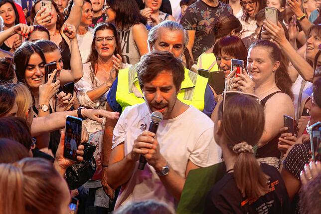 Bild 5: Bilder vom Max-Giesinger-Konzert in Meersburg (1)