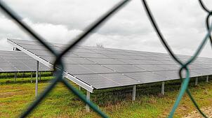 Die PV-Freiflächen-Anlage in Wackershofen wird hoffentlich bald ans Netz gehen können. In der Gemeinde Sauldorf sind bereits 40 Hektar ...