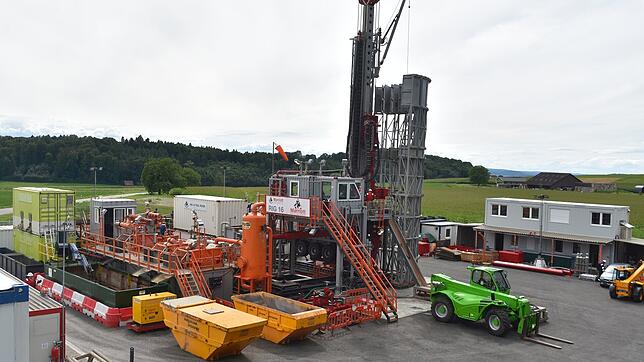 In Trüllikon haben am Dienstag die Sondierungsbohrungen für ein potenzielles Atommüll-Endlager begonnen.