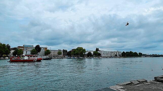 Bild 6: Person am Seerhein vermisst: Bilder der Suche in Konstanz