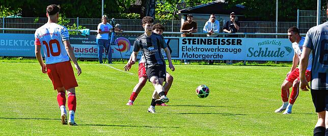 Bild 42: SV Jestetten gewinnt Kellerderby mit 2:1 gegen den FC Hochrhein – und wir haben Fotos!