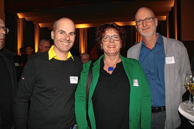 Sebastian Kaiser mit Hannelore und Holger Höffken.