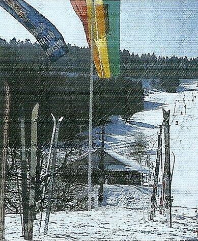 Zentrum des alpinen Skisports im Südschwarzwald in den 60er Jahren war der Kirchberglift in Todtmoos Strick.