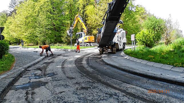 Der Kreisverkehr am Seewald wurde in den vergangenen Tagen saniert und kann ab heute wieder befahren werden.