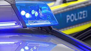 Bei diesem Unfall in St. Georgen gibt es zwar nur einen beteiligten Fahrer, aber trotzdem zwei Anzeigen. (Symbolbild)