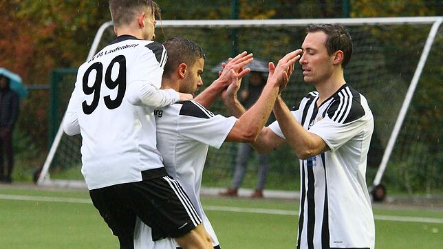 Finaler Jubel? Emanuel Esser, Sandro Knab und vielleicht auch der angeschlagene Fabian Frieling könnten sich bereits am Samstag mit ...
