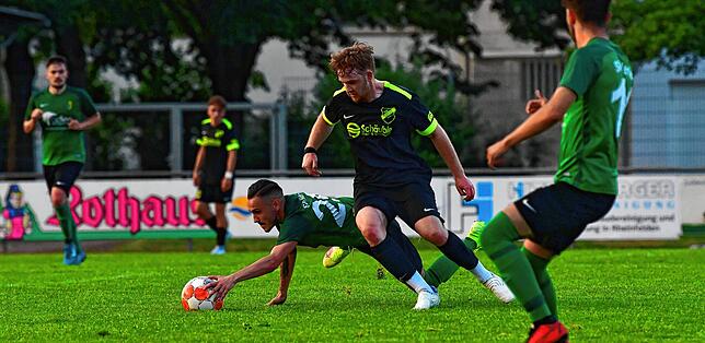 Bild 10: SV Herten besiegt den TuS Efringen-Kirchen mit 3:1 &ndash; und wir haben Bilder!