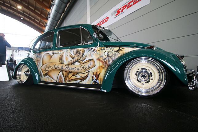 Bild 10: Jede Menge Chrom, Lack und schöne Frauen: Die Tuning World Bodensee hat viel für Auge und Ohr zu bieten