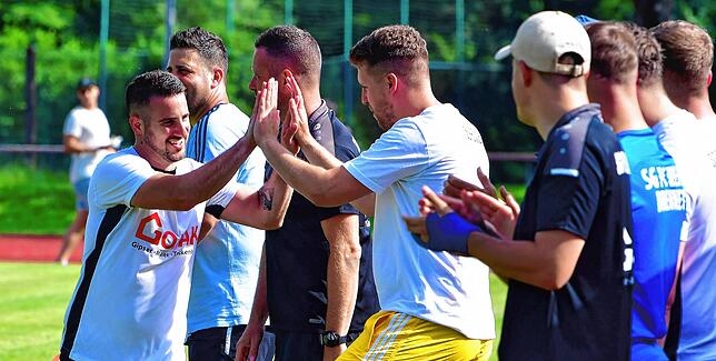 Bild 8: SG FC Wehr/Brennet besiegt den TuS Stetten mit 7:1 – und wir haben Fotos