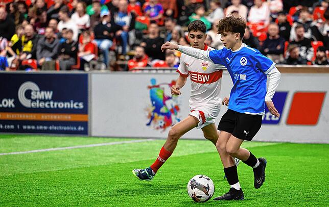 Bild 22: Fußball-Nachwuchsstars in Friedrichshafen! Unsere große Bildergalerie vom MTU-Cup!