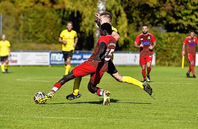 Bild 1: SC Lauchringen und VfR Horheim-Schwerzen trennen sich 2:2&ndash; und wir haben Bilder!