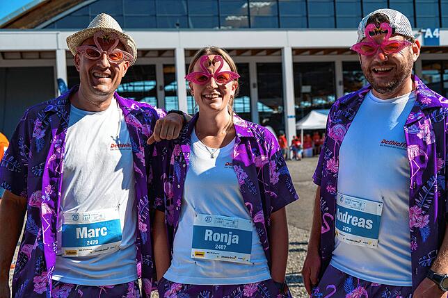 Bild 24: Bilder vom ZF Firmenlauf Start und Zieleinlauf Messegelände