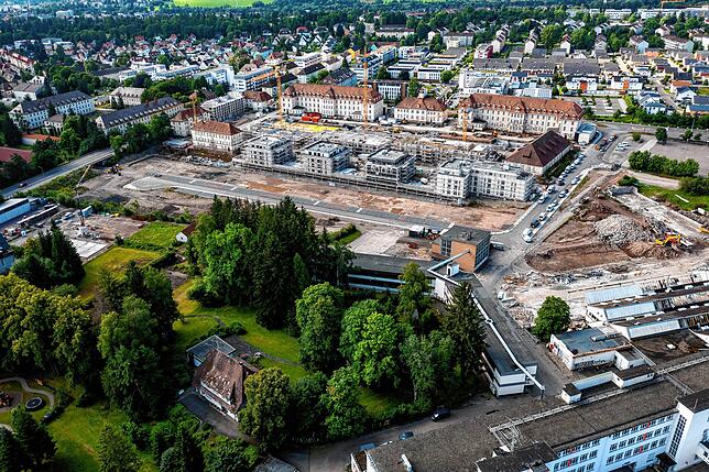 Bild 20: Rasant verändert sich das ehemalige Kasernengelände: Aktuelle Bilder und Luftbilder vom neuen Villinger Wohnpark &bdquo;Von Richthofen&ldquo;