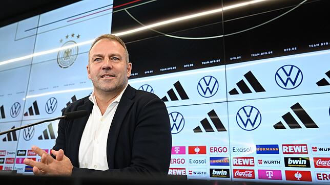 Hat das Geheimnis über seinen WM-Kader gelüftet: Bundestrainer Hansi Flick.