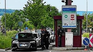 Eine Grenzkontrolle, am Übergang Tägerwilen in Konstanz: 15 Personen hat die Bundespolizei an der Schweizer Grenze seit 8. Mai ...