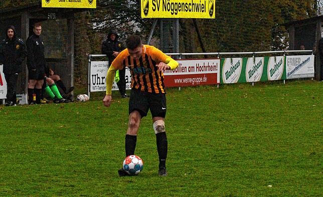 Bild 4: SV Nöggenschwiel gewinnt das Derby gegen den SV Waldhaus mit 2:1 &ndash; und wir haben Bilder!