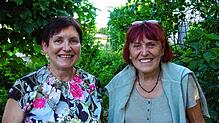 Elisabeth Straub (links) war von 2008 bis 2018 Schöffin am Amtsgericht Konstanz. Ursula Hefler ist seit 2019 Schöffin am Landgericht ...